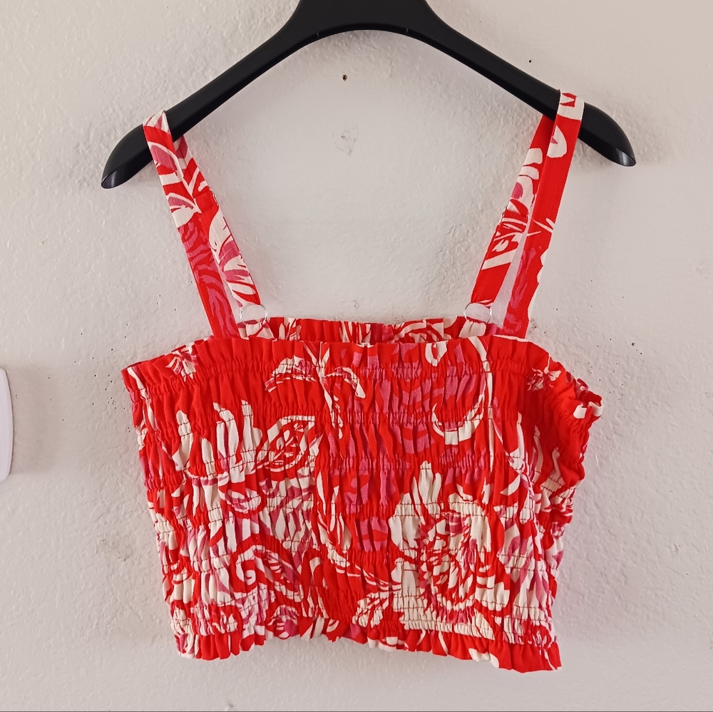 Paper Heart‎ Smocked Crop Floral Top